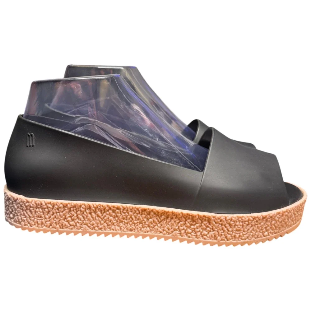 Melissa Puzzle Women 39/US 8 Peep Toe Platform Shoe Black Pink Soles Sustainable